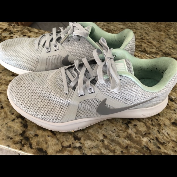 women's training shoe nike flex tr8
